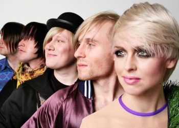 Surferosa: Un Trashpop para el futuro