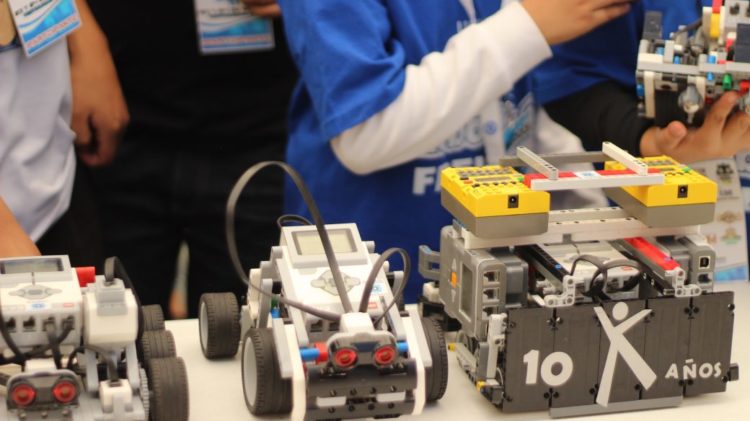 ¡A la gran final en INTELIBOTS!